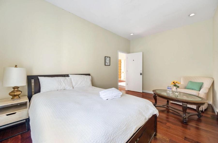 Stylish & Central Vancouver Retreat - Steps From Local Attractions! Apartment Exterior foto
