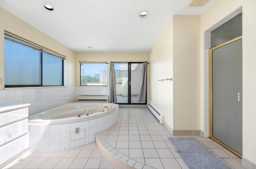 Stylish & Central Vancouver Retreat - Steps From Local Attractions! Apartment Exterior foto
